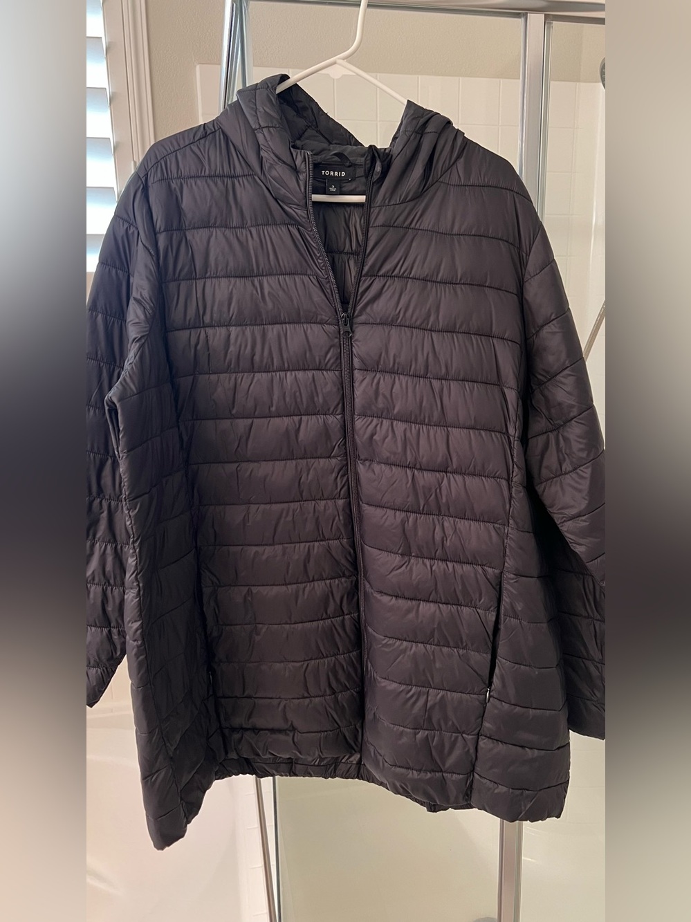 Torrid Black Hooded Lightweight Puffer Jacket Size 3 Plus NWOT